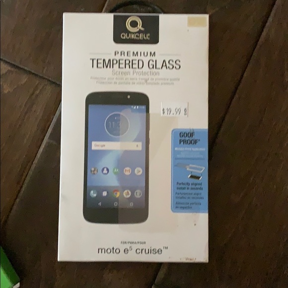 Quikcell Premium Tempered Screen Protection - Picture 1 of 4